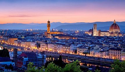 Red sky at night in Florence---surroundings/